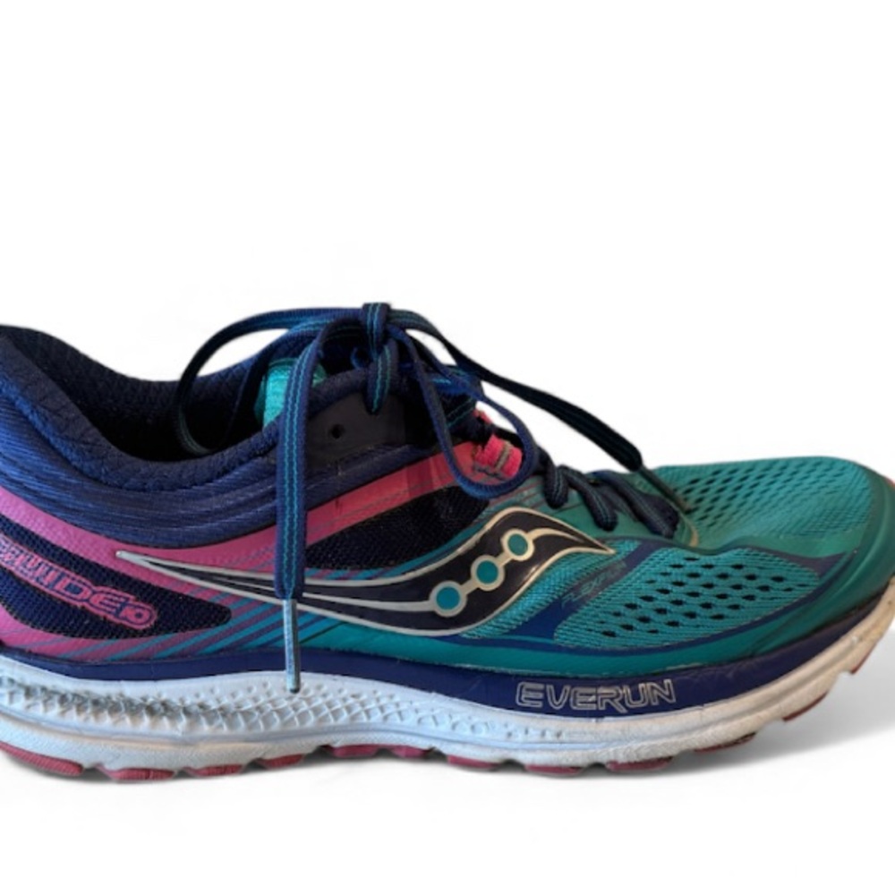Saucony Women's Blue and Pink Running Shoes Saucony glide 10 size 7 women’s shoe